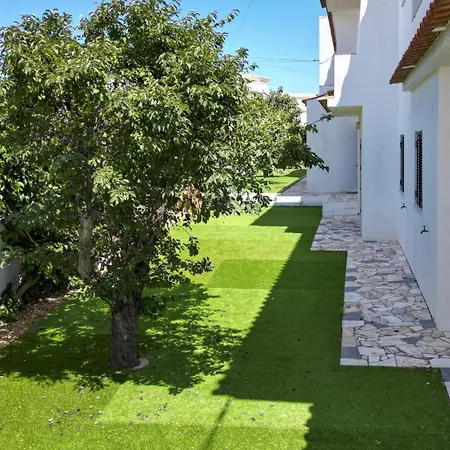 #393 Oasis 4br W Shared Pool Албуфейра