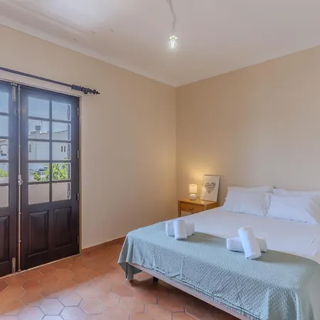 #393 Oasis 4br W Shared Pool *